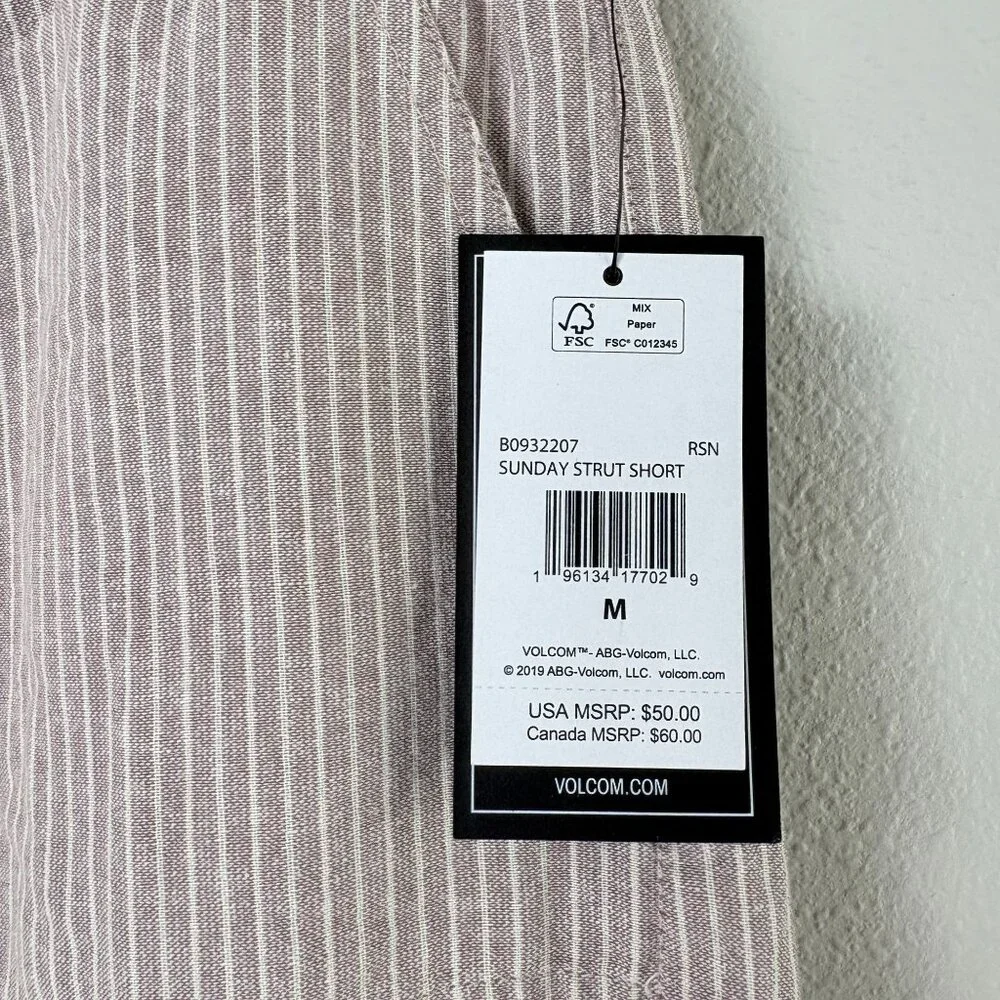 Volcom Sunday Strut Short Womens M Tan Beige Stripe Pull On Pockets Casual NWT - Picture 2 of 9